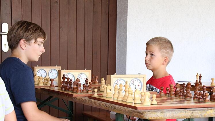 Daneben gab's Denksport: Schach.