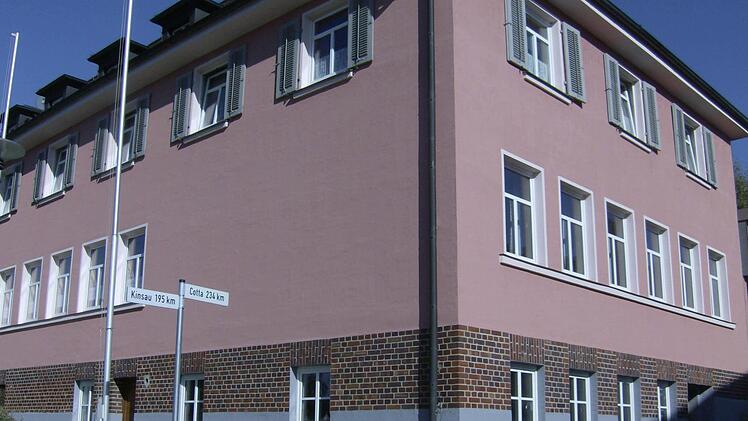 Das alte Schulhaus  Foto: Petra Malbrich