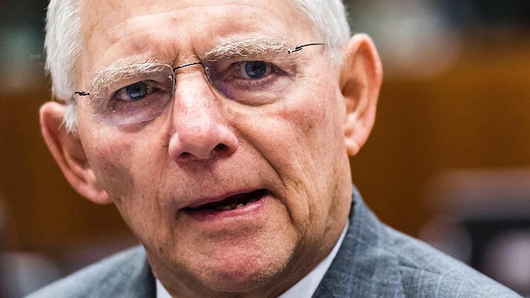 Bundesfinanzminister Wolfgang Sch&auml;uble Foto: Geert Vanden Wijngaert/AP/dpa