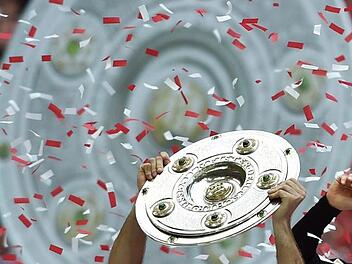 Am Freitag beginnt die 55. Saison der Fu&szlig;ball-Bundesliga. Welcher Verein am besten zu dir passt, kannst du mit dem Club-O-Mat testen. Foto: dpa