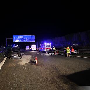 Überholen auf A9 missglückt: Unfall bei Münchberg