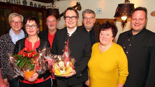 Er will weitermachen: Roland Wolfrum (vorn Mitte) strebt eine dritte Amtszeit als Stadtsteinacher B&uuml;rgermeister an.  Foto: Klaus R&ouml;ssner