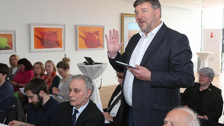 Citymanager Klaus Stieringer bei einem Wortbeitrag