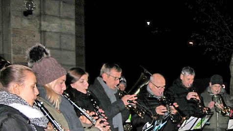 Die Altenbergmusikanten spielten f&uuml;r den guten Zweck. Ewald Kiesel