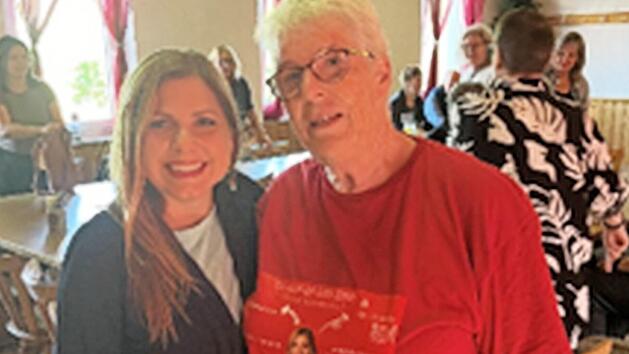 Claudia Belzer und und Christiane Brenner.