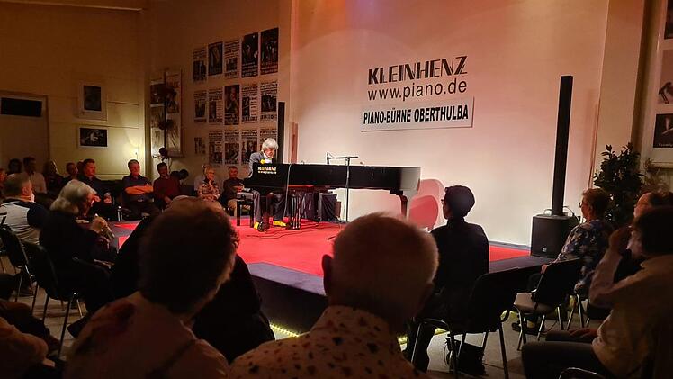 Für das Konzert waren die Fans zum Teil von weit her angereist.