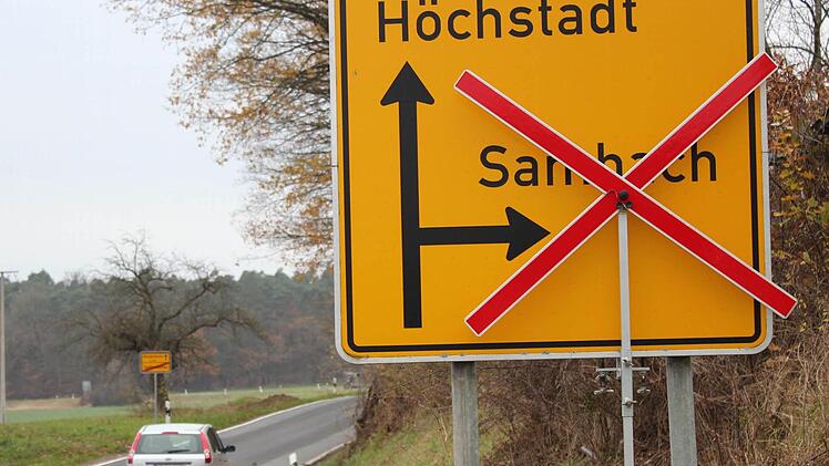 Die Verbindung Zentbechhofen-Sambach ist gesperrt. Foto: Andreas Dorsch