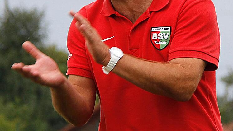 BSV-Trainer Helmut Wolff trieb seine Mannschaft fortlaufend an