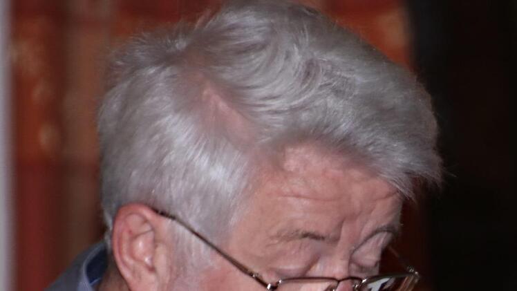 Helmut Beck führte als Moderator gekonnt und mit verbindenden Worten durch das Programm. Foto: Helmut Will