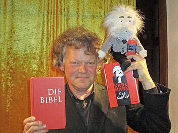 Martin Neubauer hat die szenische Lesung mit Rahmenhandlung konzipiert und wird sie umsetzen.  Foto: p