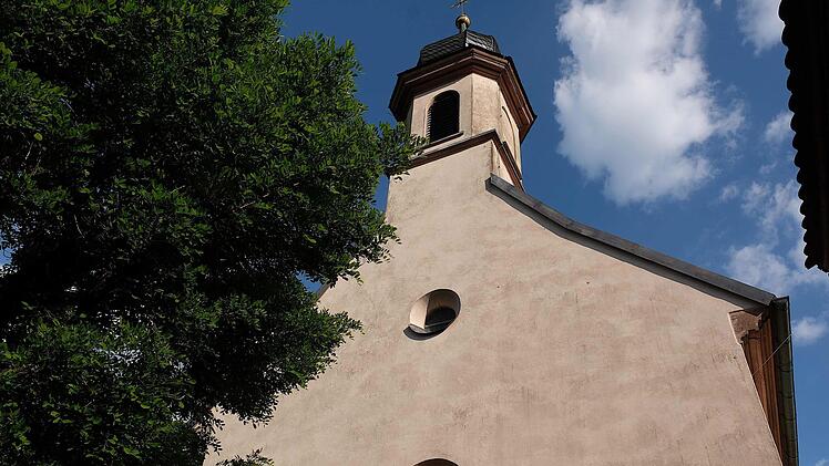 Die Hetzloser Marien-Kirche ist sanierungsbedürftig. Mit einem Drittel will sich der Markt Oberthulba an den Kosten beteiligen. Gerd Schaar