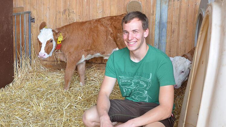 Axel Roth hat es unter die Finalisten beim Ceres Award geschafft. Jetzt will sich die Jury ein Bild von seinem Leben auf dem elterlichen Betrieb machen. Foto: Rainer Lutz