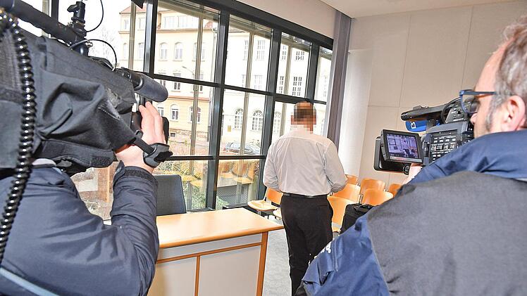 Der Angeklagte, selbst Anwalt, kam ohne Verteidiger zur Verhandlung. Foto: Ronald Rinklef
