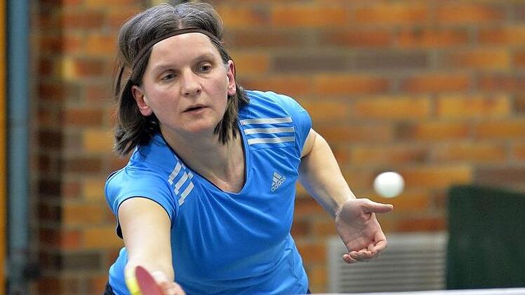 Zeckerns Tischtennis-Frauen um Ingrid Straub überzeugen als Kollektiv und führen die 1. Bezirksliga zurecht an. In Schwabach soll am Samstag das Titelrennen entschieden werden. Fotos: Picturedreams