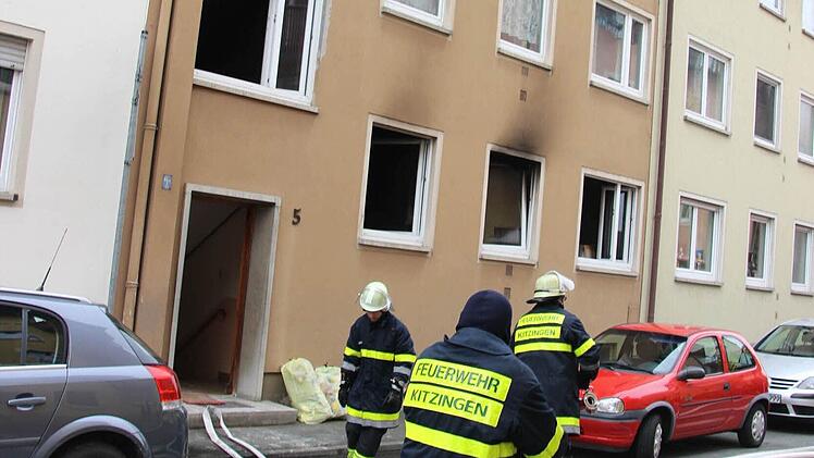 Schnell brachte die Kitzinger Wehr die Flammen unter Kontrolle.
