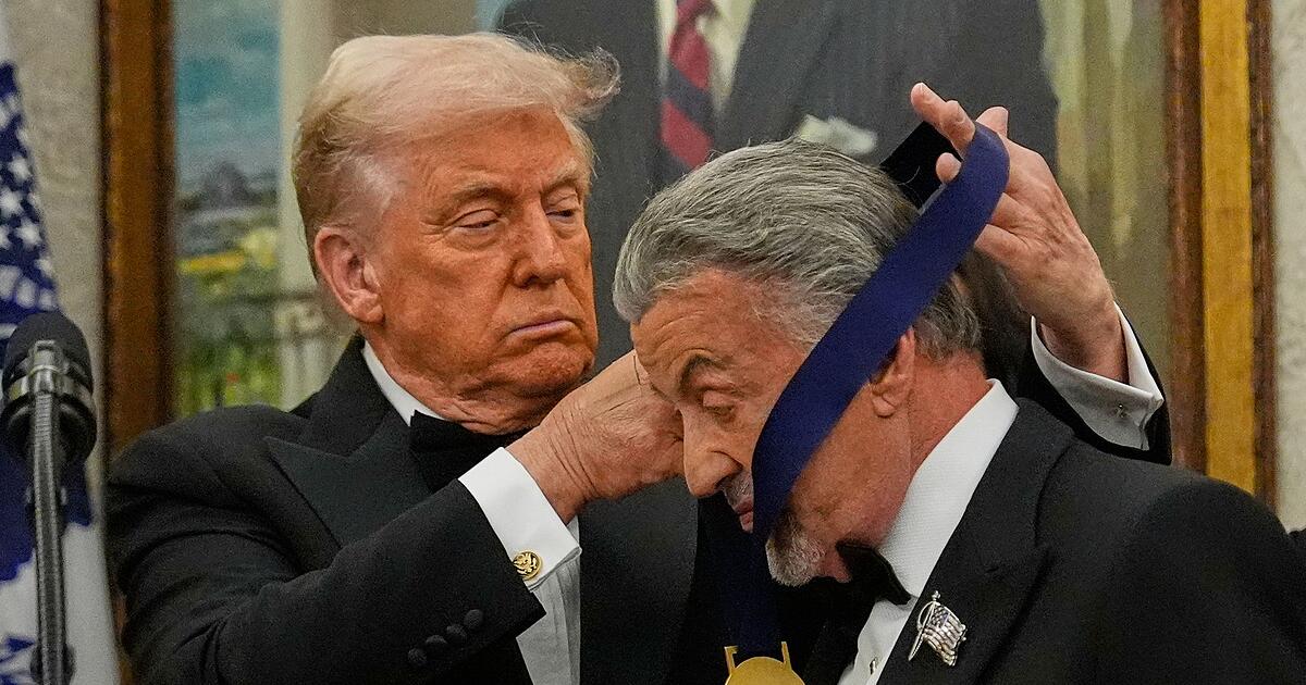 Sylvester-Stallone-und-Rockband-Kiss-zu-Gast-im-Wei-en-Haus