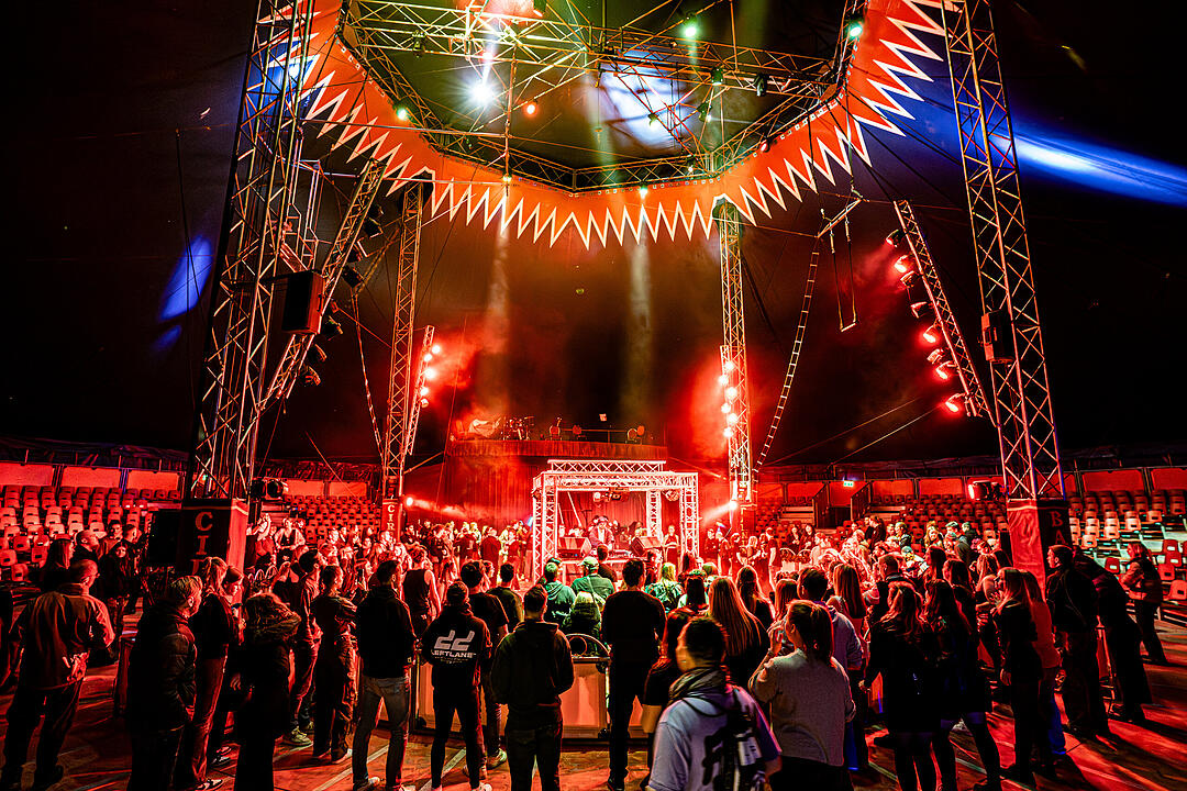 360&deg; Stage & Licht