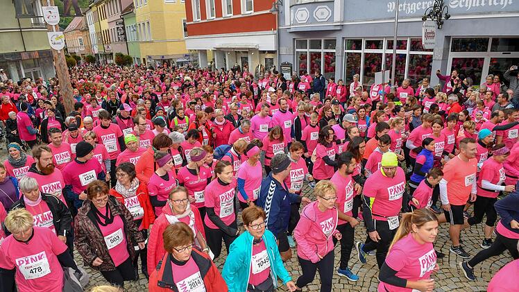 Pinklauf 2019 in Bad Brückenau Foto: Ronald Rinklef
