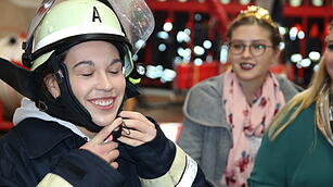 Prinzessinnen bei Feuerwehr