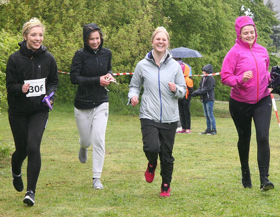 "Run and help"