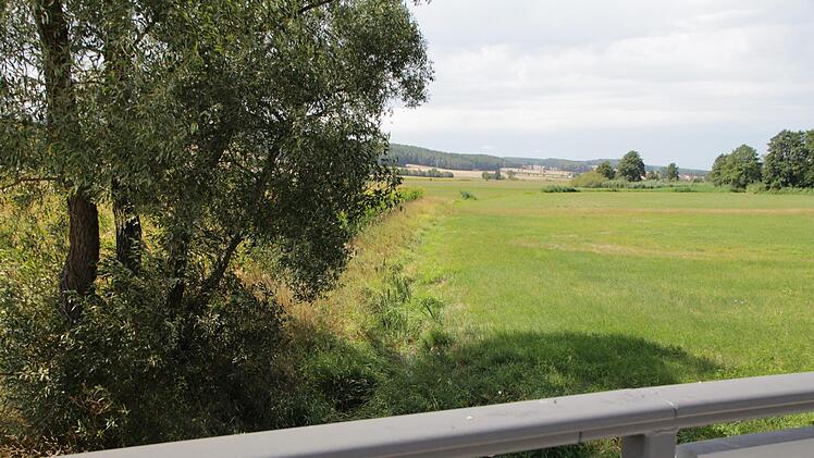 Laut Verwaltungsgericht ist dieser Graben die Reiche Ebrach.  Foto: Andreas Dorsch