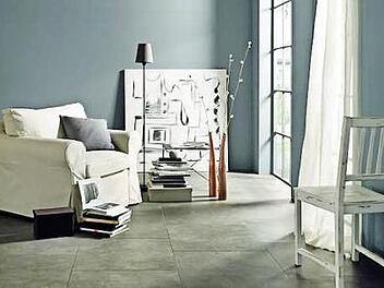 Kein Betonboden: Fliesen sehen aktuell anderen Materialien ähnlich - auch bei Nord Ceram. Foto: Deutsche Fliese/Nord Ceram