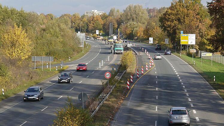 Die Coburger Südzufahrt aus Fahrtrichtung Bamberg wird in etwa zwei Wochen für den Verkehr gesperrt. Foto: Berthold Köhler