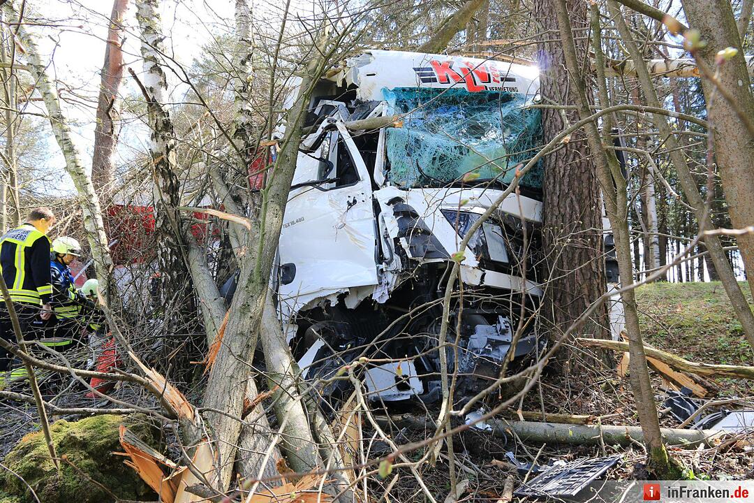 Schwerer Lkw-Unfall bei Stadelhofen