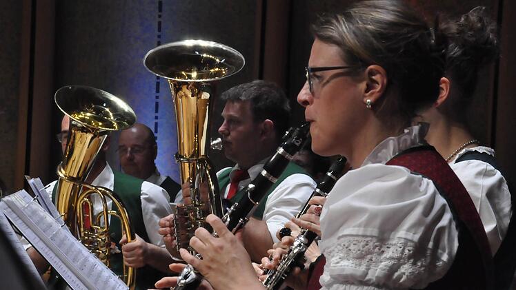 "Die Böhmischen" sind ein Ensemble der Stadtkapelle Hammelburg und traten beim Fränkisch-Egerländer Heimatabend.  Foto: Peter Klopf