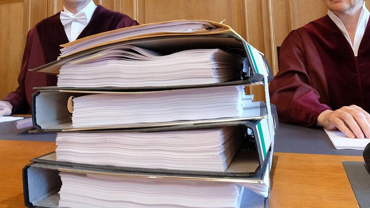 Der Bundesgerichtshof hat das Bayreuther Urteil in dem Mammutprozess wegen Vergewaltigung und sexuellen Missbrauchs überprüft. Symbolfoto: Sebastian Willnow/dpa