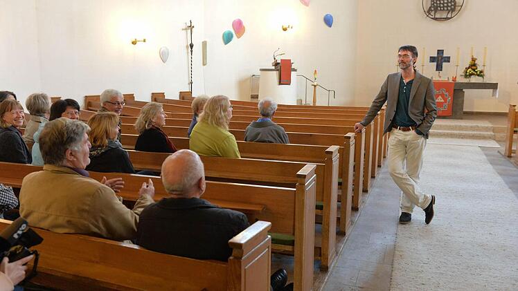 Gerhard Rießbeck diskutierte mit den Bürgern.  Foto: Ronald Rinklef