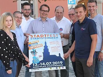 Am Wochenende findet das Stadtsteinacher Stadtfest statt. Schirmherr ist die Stadt Stadtsteinach. Organisatoren sind die Vereine.Sonny Adam