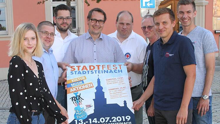Am Wochenende findet das Stadtsteinacher Stadtfest statt. Schirmherr ist die Stadt Stadtsteinach. Organisatoren sind die Vereine.Sonny Adam