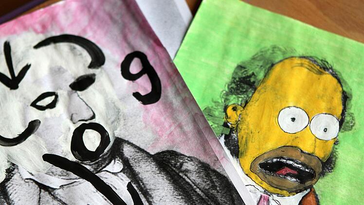 So malen sich Darsteller der Studiobühne Dichter Jean Paul zum 250. Geburtstag aus - unter anderem als Bart Simpson. Foto: Jochen Nützel