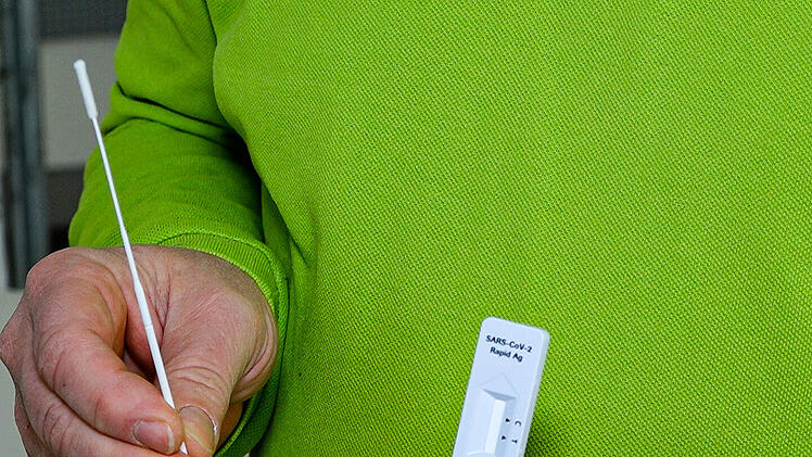 Coburg: Hohe Corona-Fallzahlen - Corona digital melden