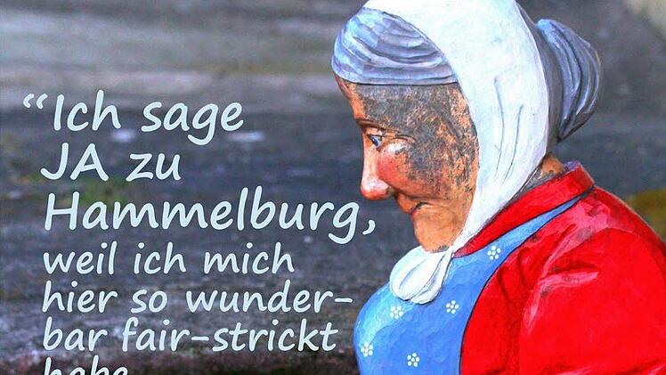 Die Schnitzfigur in der Nähe des Wankelbrunnens. Foto: Maria Heckmann