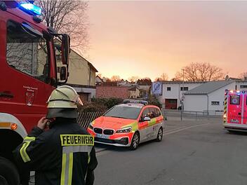 Bischberg: 12-Jährige fällt in zwei Meter tiefe Grube und muss ins Krankenhaus