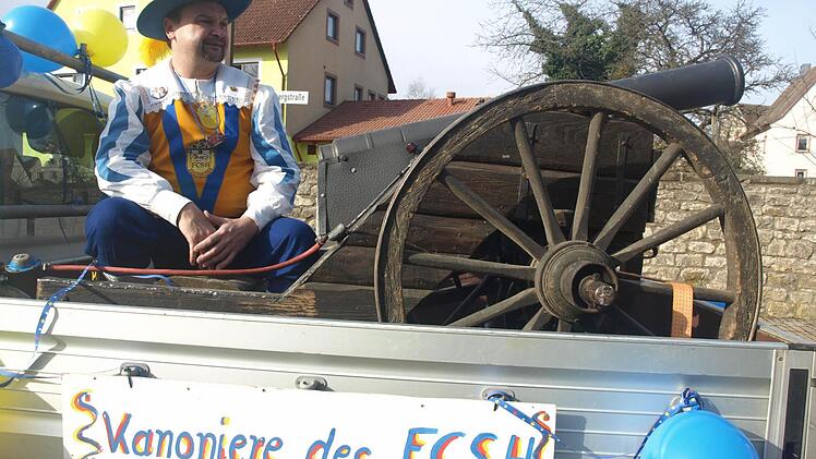 Impressionen vom Faschingszug in Ebenhausen 2016 Foto: Stefan Geiger