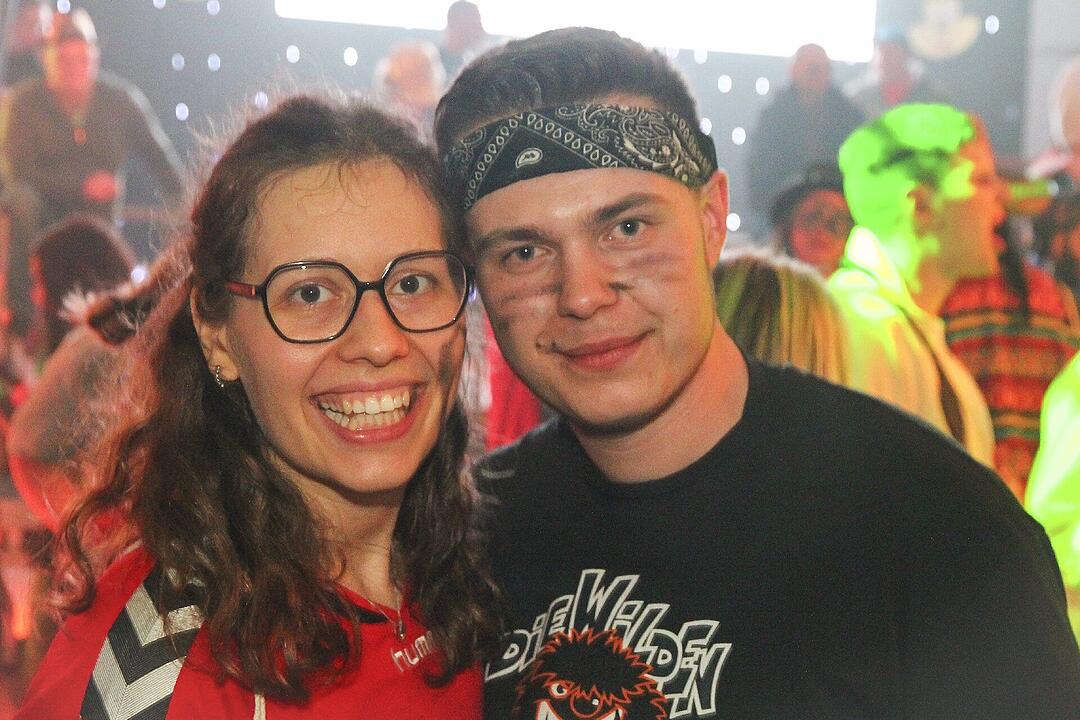 Super Stimmung beim Blütenfasching