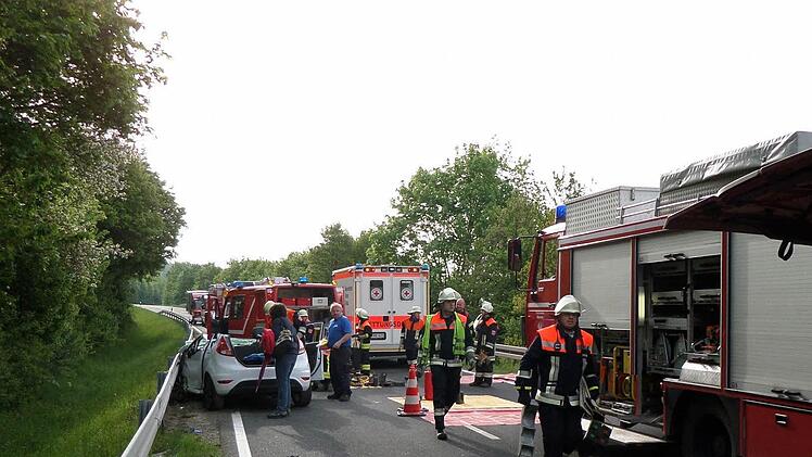Unfall bei Althausen. Foto: Feuerwehr