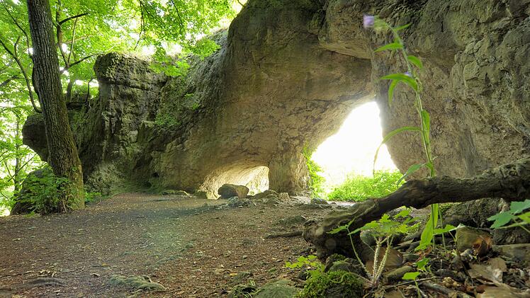 Hohler Fels in Happurg