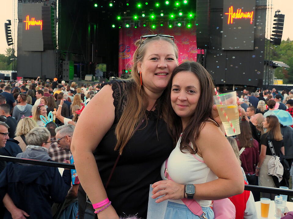 Die Mega Party voller Hits & Nostalgie.