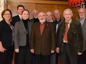 Karin Renner und Sandro Kirchner (von links) ehrten beim CSU-Ortsverband Bad Bocklet Marion Albert, Walter Schäfer, Georg Christoph, Alfred Balling, Walter Hein, Helmut Schuck, Hubert Reichert. Foto: Hein