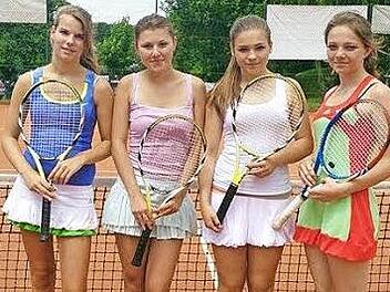 Die erfolgreiche Melkendorfer Juniorinnen-Mannschaft mit (von links) Annalisa Pauli, Maria Schabdach, Marie Konstantinidis und Selina Sesselmann. Es fehlt Nina Hoffmann. Foto: privat