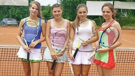 Die erfolgreiche Melkendorfer Juniorinnen-Mannschaft mit (von links) Annalisa Pauli, Maria Schabdach, Marie Konstantinidis und Selina Sesselmann. Es fehlt Nina Hoffmann. Foto: privat