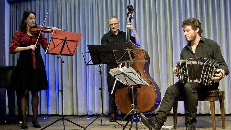 Susanne Hofmann, Dietmar Engels und Matias Gonzales konzertierten in Coburg. Foto: Jochen Berger