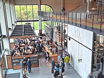 Das neue Brauhaus hat auch eine Schanktheke f&uuml;r Besuchergruppen.Michael Benz