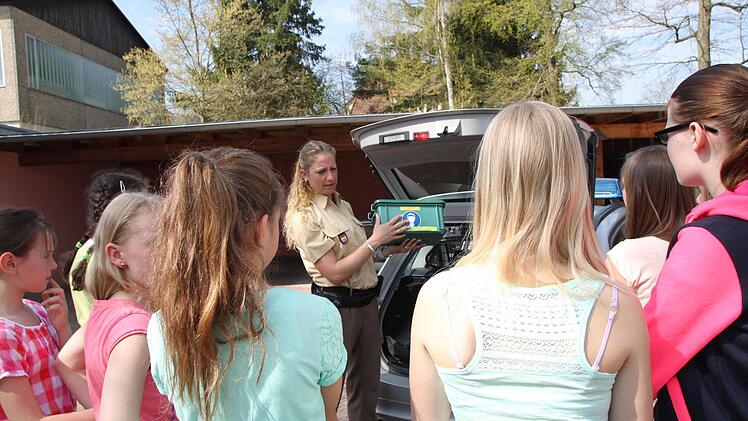 Später zeigt Silke Kleinheinz den Mädels, ...