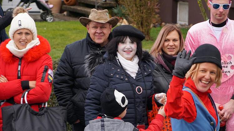 Da war wieder etliches geboten beim Faschingszug in Unteroberndorf.Foto: Johannes Michel