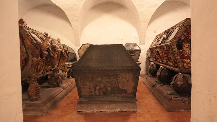 Blick in Raum II der Gruft.